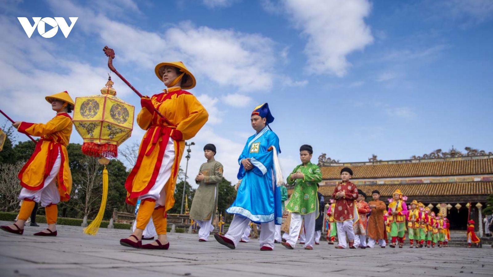 Tet customs in Nguyen royal court come to life in Hue